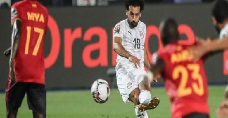 يلا خبر  | مدير منتخب مصر يكشف موقف محمد صلاح من المشاركة في مران اليوم