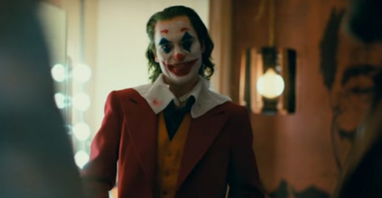 يلا خبر | بعد طرح التريلر الأخير لفيلم “Joker” .. تعرف على شخصية “الجوكر” وصفاته الغريبة