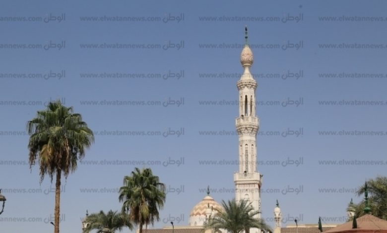 يلا خبر  | محافظ قنا يتفقد أعمال التطوير بمحيط مسجد سيدي عبدالرحيم القنائي – المحافظات