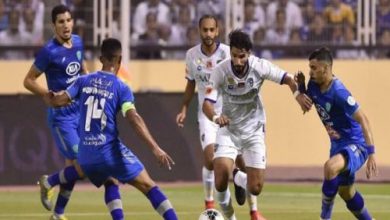 يلا خبر  | الهلال ينجو من الهزيمة ويخطف تعادل قاتل أمام الفتح