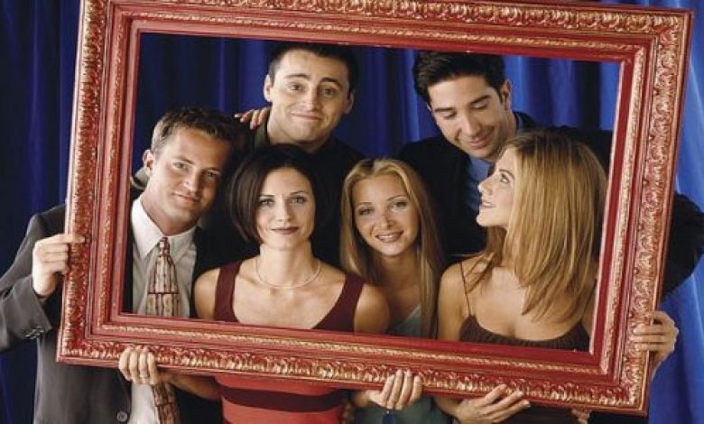 يلا خبر | مونيكا وتشاندلر قصة حب بدأت من Friends إلى الواقع